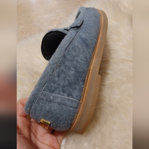Stuart Weizmann Bromley lamb fur loafers size 7M - Picture 7 of 8